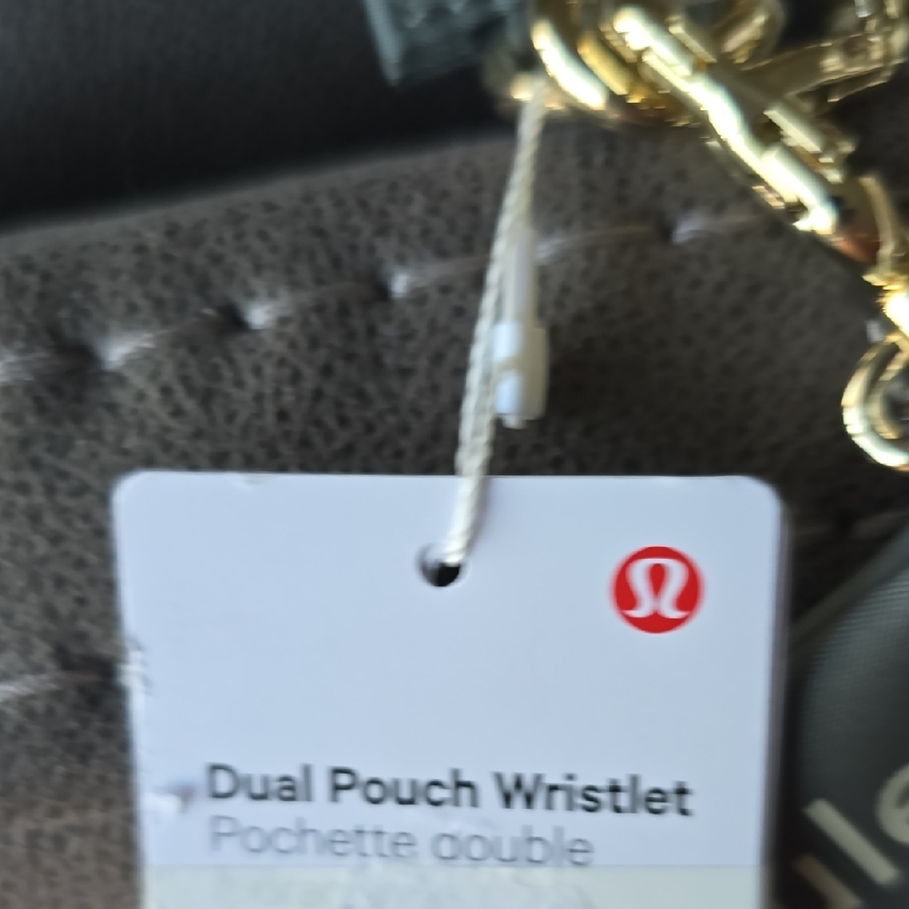 lululemon athletica Gray and Cream Key & Card Holders - Picture 4 of 7